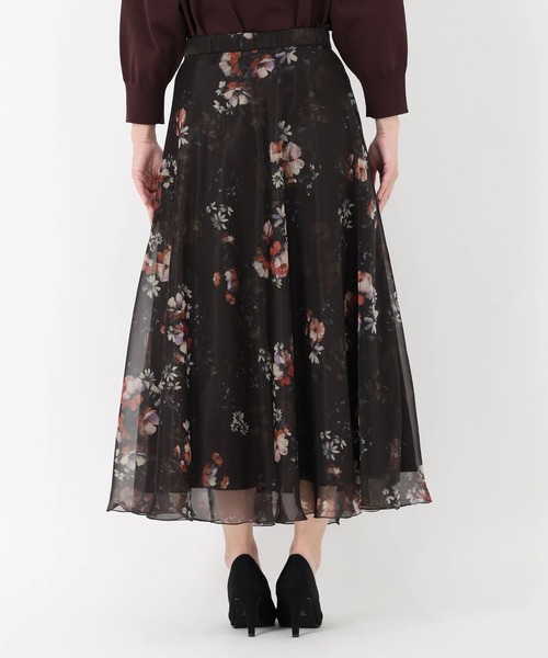 STRAWBERRY-FIELDS（ストロベリーフィールズ）の「ビタースイートガーデン_プリントフレアースカート（スカート・レディース・ダークブラウン・1/2）」の3枚目の写真
