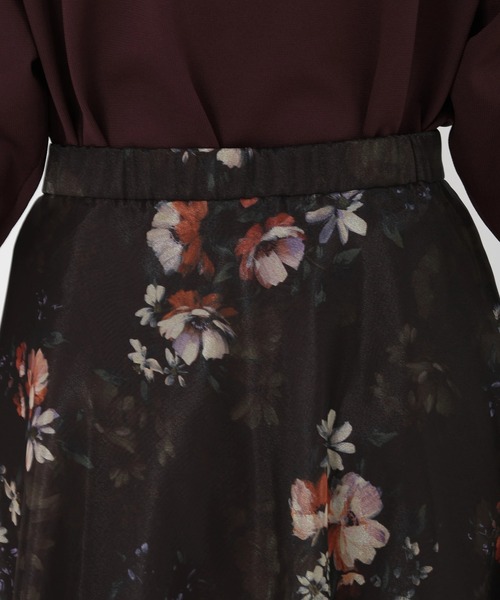 STRAWBERRY-FIELDS（ストロベリーフィールズ）の「ビタースイートガーデン_プリントフレアースカート（スカート・レディース・ダークブラウン・1/2）」の9枚目の写真
