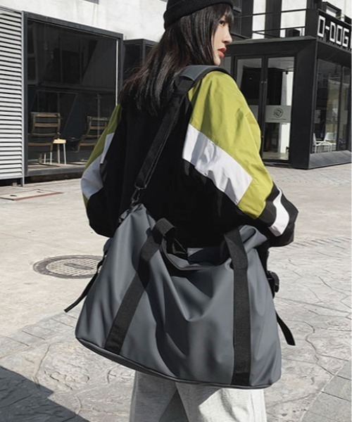SHEPP(シープ)の「【大容量/A4対応】トラベル ビッグボストン ショルダーバッグ(ショルダーバッグ・レディース・グレー/ブラック/カーキ・F)」の15枚目の写真
