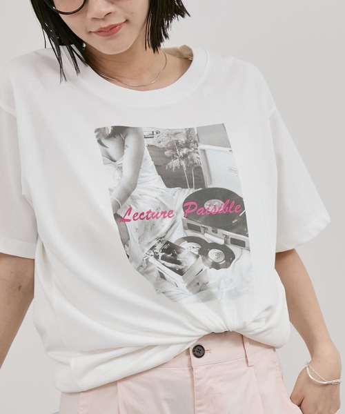 VIS(ビス)の「フォト&ロゴアソートTシャツ(Tシャツ/カットソー・レディース・ホワイト/ホワイト系その他/ブラウン系その他2・FREE)」の3枚目の写真