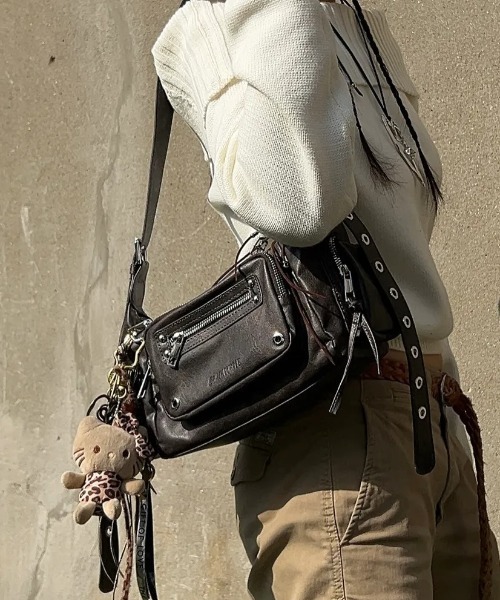 BLACKPURPLE(ブラックパープル)の「【日本未発売/WEB限定】BLACK PURPLE(ブラックパープル)/3WAY 軽量 ショルダー トート クロスバッグ/Marco Bag(ショルダーバッグ・レディース・ベージュ/ブラウン/ピンク/ブラック/グレー・FREE)」の20枚目の写真