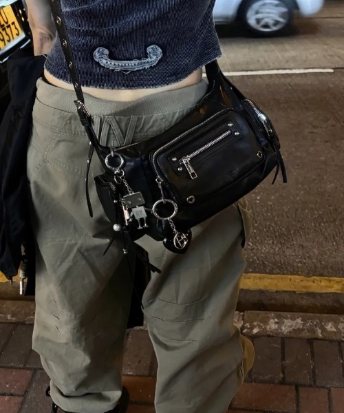 BLACKPURPLE(ブラックパープル)の「【日本未発売/WEB限定】BLACK PURPLE(ブラックパープル)/3WAY 軽量 ショルダー トート クロスバッグ/Marco Bag(ショルダーバッグ・レディース・ベージュ/ブラウン/ピンク/ブラック/グレー・FREE)」の9枚目の写真