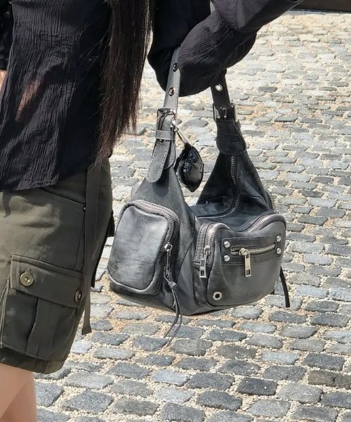 BLACKPURPLE(ブラックパープル)の「【日本未発売/WEB限定】BLACK PURPLE(ブラックパープル)/3WAY 軽量 ショルダー トート クロスバッグ/Marco Bag(ショルダーバッグ・レディース・ベージュ/ブラウン/ピンク/ブラック/グレー・FREE)」の15枚目の写真