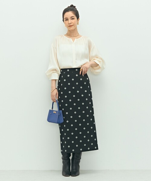 NOLLEY’S(ノーリーズ)の「楊柳サテン2WAYギャザーブラウス(シャツ/ブラウス・レディース・オフホワイト/ライトグリーン/チャコールグレー・38)」の4枚目の写真