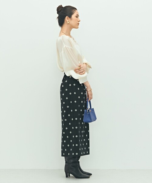 NOLLEY’S(ノーリーズ)の「楊柳サテン2WAYギャザーブラウス(シャツ/ブラウス・レディース・オフホワイト/ライトグリーン/チャコールグレー・38)」の16枚目の写真