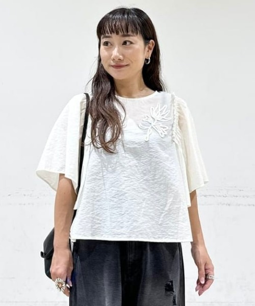 B:MING by BEAMS（ビーミングバイビームス）の「【手洗いOK】コード刺繍 ブラウス（S～M）（シャツ/ブラウス・レディース・オフホワイト/パープル系その他5/ブラウン・SMALL/MEDIUM）」の11枚目の写真