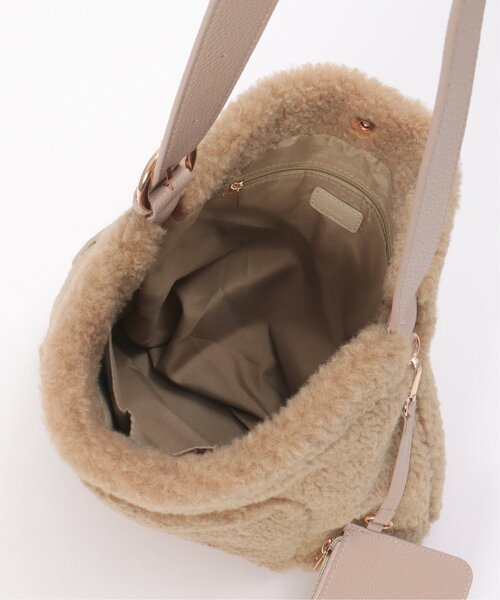 ikka（イッカ）の「プードルエコファーショルダーバッグ（ショルダーバッグ・レディース・ダークグレー/ベージュ・FREE）」の22枚目の写真