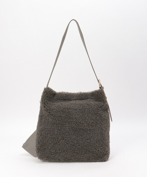 ikka（イッカ）の「プードルエコファーショルダーバッグ（ショルダーバッグ・レディース・ダークグレー/ベージュ・FREE）」の13枚目の写真