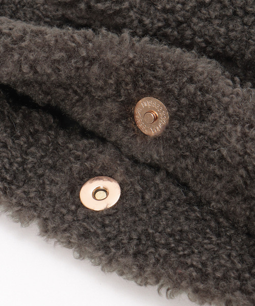 ikka（イッカ）の「プードルエコファーショルダーバッグ（ショルダーバッグ・レディース・ダークグレー/ベージュ・FREE）」の4枚目の写真