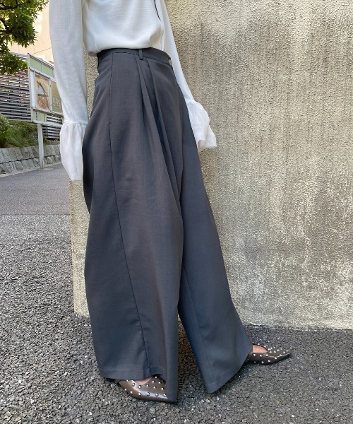 AIC.(エーアイシー)の「アシンメトリーラップワイドパンツ(その他パンツ・レディース・ブラック/チャコールグレー・FREE)」の8枚目の写真