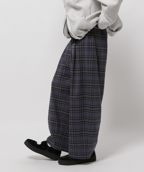 ツイルチェックタックパンツ（その他パンツ）｜niko and