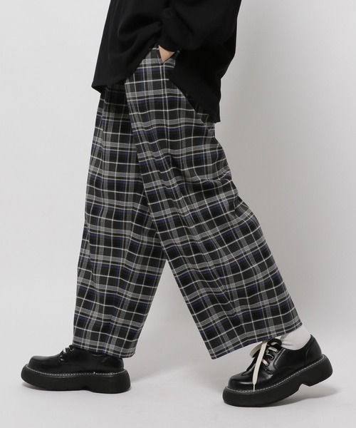 チェック&アタック ツイルチェックタックパンツ（その他パンツ）｜niko and
