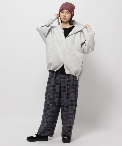 niko and...(ニコアンド)の「ツイルチェックタックパンツ(その他パンツ・レディース・ブラウン/ホワイト/パープル・LARGE/MEDIUM)」の11枚目の写真