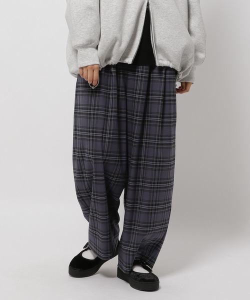 Niko様ご確認用 ツイルチェックタックパンツ（その他パンツ）｜niko and