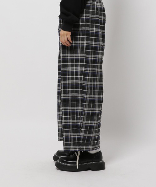 ツイルチェックタックパンツ（その他パンツ）｜niko and