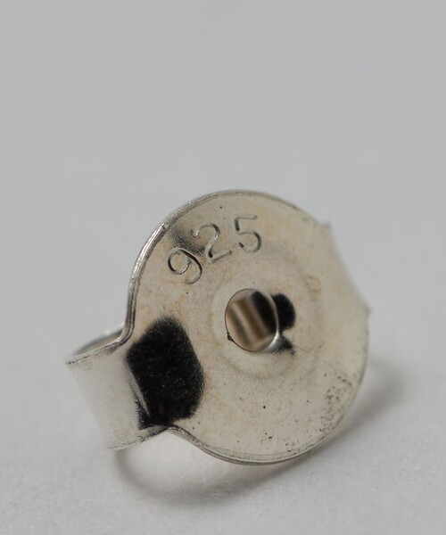 MARW UNITED ARROWS（マルゥ ユナイテッドアローズ）の「＜MARW UNITED ARROWS＞コイン モチーフ ピアス（ピアス（両耳用）・レディース・シルバー・FREE）」の8枚目の写真