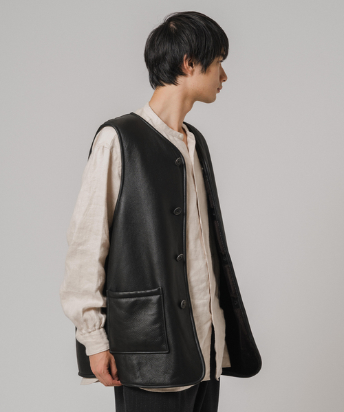EDIFICE（エディフィス）の「ETS.MATERIAUX(マテリオ) ムートン ベスト（ライダースジャケット・メンズ・ブラック・MEDIUM/LARGE）」の7枚目の写真