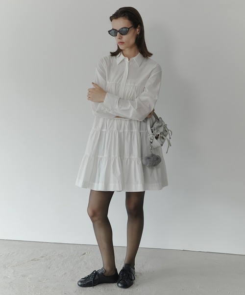 LE CIEL BLEU(ルシェルブルー)の「ドラマティックギャザードシャツドレス / Dramatic Gathered Shirt Dress(ワンピース・レディース・ブラック/オフホワイト・36/38)」の1枚目の写真