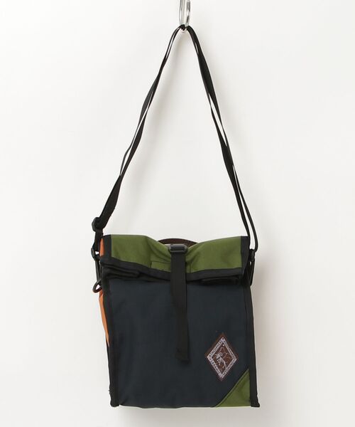 SAWINTO（ソイント）の「ATMOSPHERE MOUNTAINWORKS - LUNCH BAG w/STRAP（ショルダーバッグ・メンズ・その他1/その他2/その他3/その他4・ONE SIZE）」の4枚目の写真