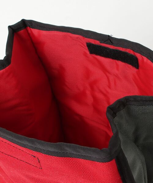 SAWINTO（ソイント）の「ATMOSPHERE MOUNTAINWORKS - LUNCH BAG w/STRAP（ショルダーバッグ・メンズ・その他1/その他2/その他3/その他4・ONE SIZE）」の11枚目の写真