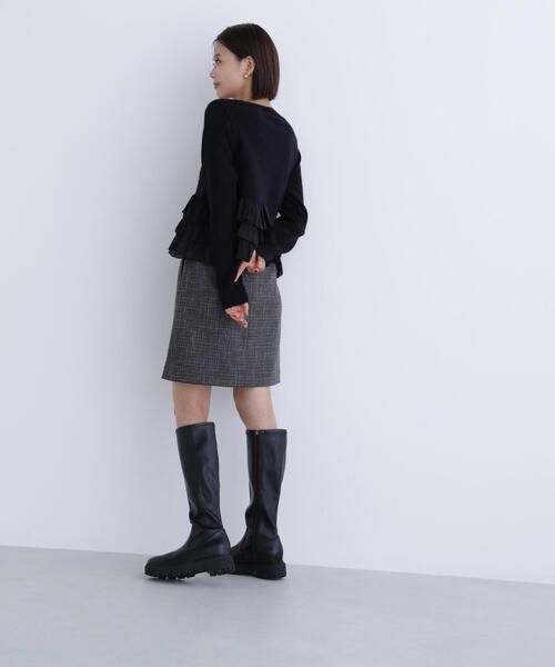 NATURAL BEAUTY BASIC（ナチュラルビューティーベーシック）の「◇ヘムフリルドッキングニット（ニット/セーター・レディース・ブラック/ベージュ/オフホワイト・FREE）」の17枚目の写真