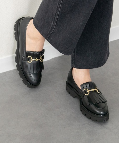 inter-chaussures(インターショシュール)の「【INTER-CHAUSSURES】ラウンドトウキルトビットローファー(I51633)(ローファー・レディース・ブラック/ブラウン・38/35/37/39/36)」の1枚目の写真