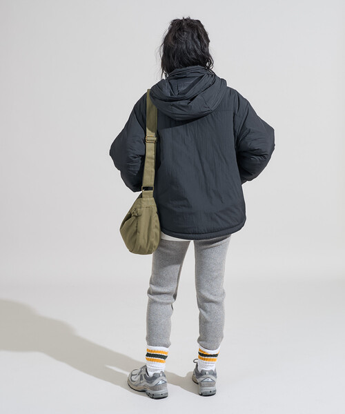 【美品】  パーカー ダウン 切替 グレー 6840WB PRIMALOFT ショート丈 モンスターパーカー /プリマロフト 中わた