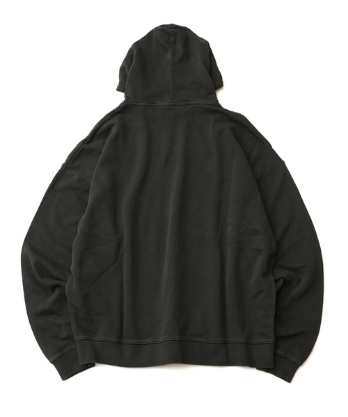 PARIS SAINT-GERMAIN（パリサンジェルマン）の「【Paris Saint-Germain/パリサンジェルマン】ヴィンテージピグメント加工 ロゴエンブレム 裏毛 プルオーバーパーカー（パーカー・メンズ・ブラック系1/ブラック系・M/L/XL）」の5枚目の写真