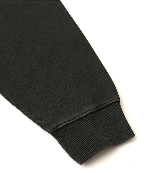 PARIS SAINT-GERMAIN（パリサンジェルマン）の「【Paris Saint-Germain/パリサンジェルマン】ヴィンテージピグメント加工 ロゴエンブレム 裏毛 プルオーバーパーカー（パーカー・メンズ・ブラック系1/ブラック系・M/L/XL）」の11枚目の写真