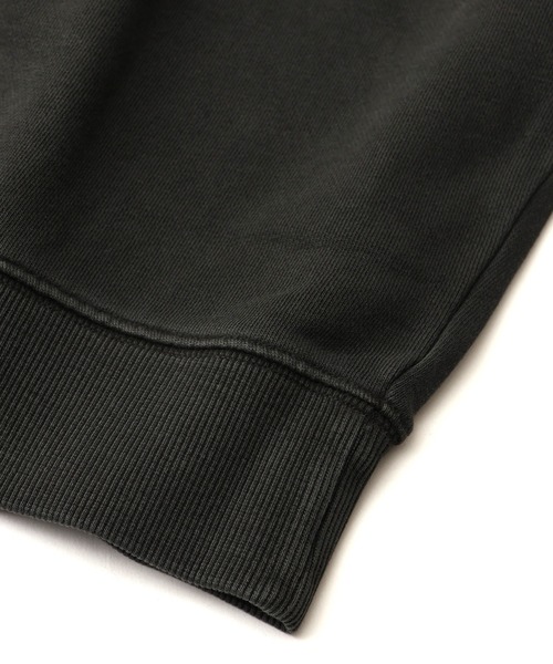 PARIS SAINT-GERMAIN（パリサンジェルマン）の「【Paris Saint-Germain/パリサンジェルマン】ヴィンテージピグメント加工 ロゴエンブレム 裏毛 プルオーバーパーカー（パーカー・メンズ・ブラック系1/ブラック系・M/L/XL）」の12枚目の写真