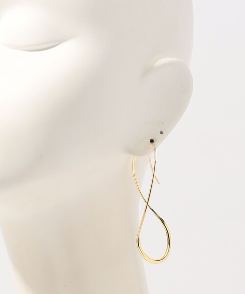 BAR JEWELLERY(バージュエリー)の「BAR Jewellery DRIFT ドロップピアス(ピアス(両耳用)・レディース・ゴールド・FREE)」の5枚目の写真