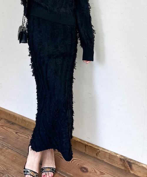 Per sist ence（パーシエンス）の「MIXフリンジニットスカート（スカート・レディース・ネイビー/ブラウン/ベージュ系/アイボリー/ブラック/グレー・ONE SIZE）」の3枚目の写真