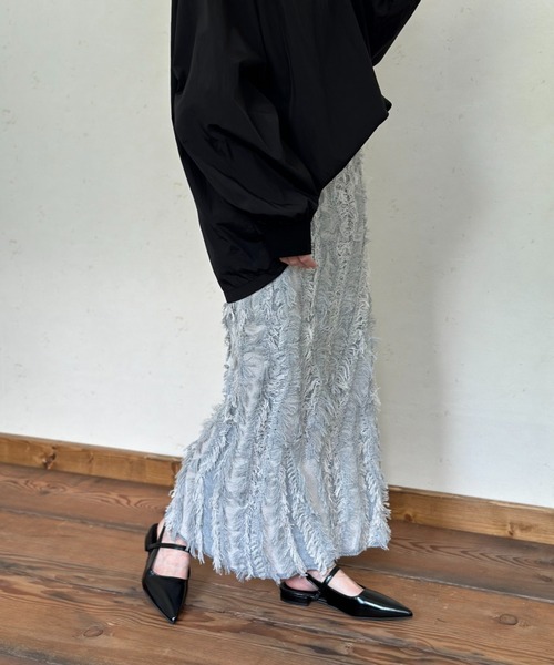 Per sist ence（パーシエンス）の「MIXフリンジニットスカート（スカート・レディース・ネイビー/ブラウン/ベージュ系/アイボリー/ブラック/グレー・ONE SIZE）」の12枚目の写真