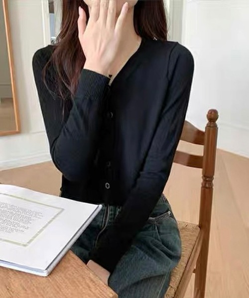 shopnikoniko(ショップニコニコ)の「ベーシック スリムフィット ニットカーディガン(カーディガン/ボレロ・レディース・レッド/ホワイト/グレー/ブラック・フリー)」の17枚目の写真