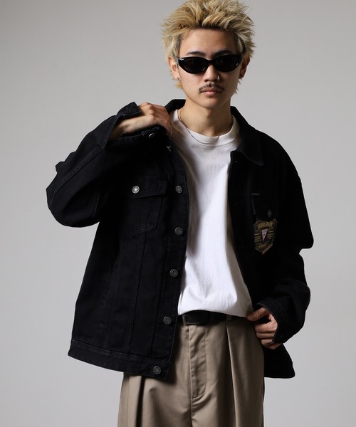 GUESS JEANS（ゲスジーンズ）の「GUESS JEANS GJ MENS OVERSIZE TRUCKER JACKET ゲス オーバーサイズ・デニム・トラッカー・ジャケット（デニムジャケット・メンズ・ブラック・XL/M/L）」の3枚目の写真