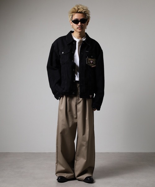 GUESS JEANS（ゲスジーンズ）の「GUESS JEANS GJ MENS OVERSIZE TRUCKER JACKET ゲス オーバーサイズ・デニム・トラッカー・ジャケット（デニムジャケット・メンズ・ブラック・XL/M/L）」の6枚目の写真