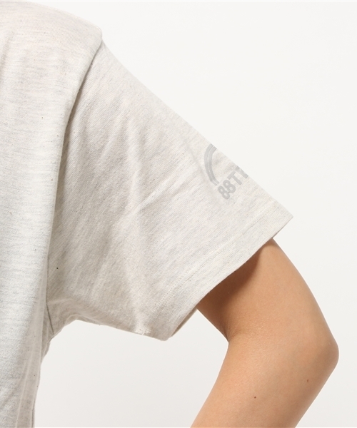 CRYSTAL BALL（クリスタルボール）の「Football Logo TS TK M/88tees Tokyo/ユニセックス（Tシャツ/カットソー・メンズ・ピンク/イエロー/ブルー/グレー・LARGE/X-LARGE/MEDIUM）」の14枚目の写真