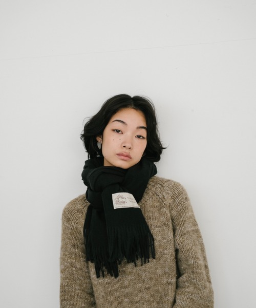 THEATRE PRODUCTS(シアタープロダクツ)の「THEATRE PRODUCTS シンボルマークタグストール(ストール/ショール・レディース・ブラック/サックスブルー/グレイッシュベージュ・FREE)」の22枚目の写真