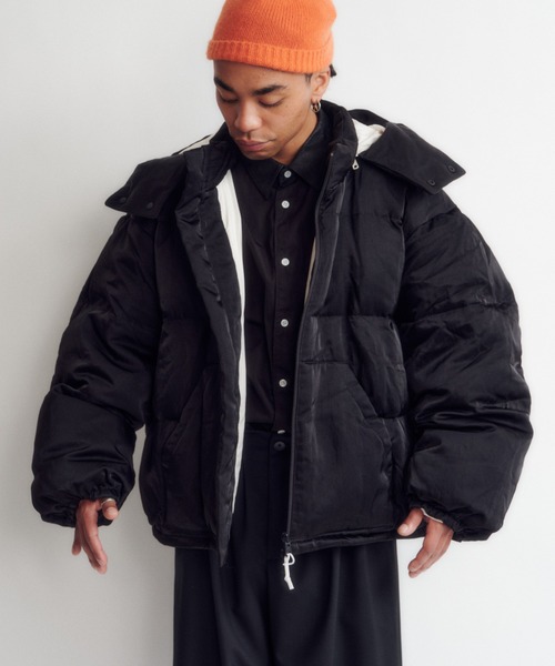 DIGAWEL(ディガウェル)の「Hoodie puffer jacket(F/CE.×DIGAWEL)(ダウンジャケット/コート・メンズ・グリーン/ブラック・2(M))」の4枚目の写真