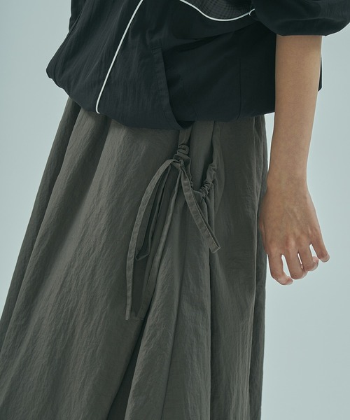 ROSE BUD(ローズバッド)の「BALLOON SKIRT(スカート・レディース・ホワイト/チャコールグレー・ONE SIZE)」の16枚目の写真