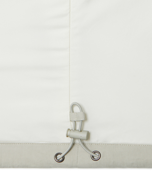 NOMANUAL(NOMANUAL)の「DETACHABLE HOODED VEST - SAND GRAY(ダウンベスト・レディース・その他・SMALL/MEDIUM/LARGE)」の8枚目の写真