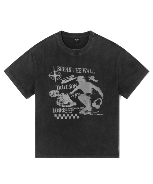 TRILLION(トリリオン)の「スケートボード ピグメント グラフィック 半袖 Tシャツ (CHARCOAL)(Tシャツ/カットソー・レディース・その他・MEDIUM/LARGE/X-LARGE)」の9枚目の写真