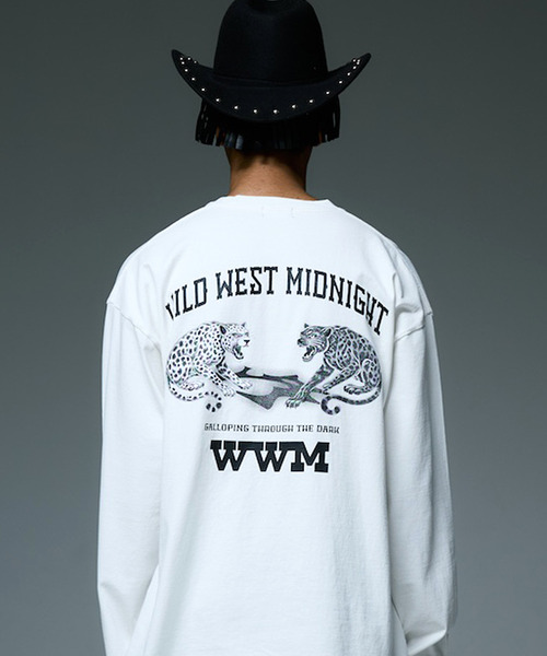 LIBERE(リベーレ)の「LIBERE リベーレ / MIDNIGHT GALLOP LONGSLEEVE ミッドナイトギャロップロンT / 255218-255219(Tシャツ/カットソー・メンズ・ホワイト/チャコール・SMALL/MEDIUM/LARGE)」の2枚目の写真