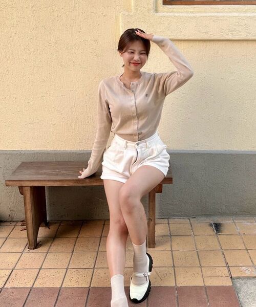 ROSEFRANTZ（ロゼフランツ）の「Eyelet Round Cardigan [Beige]（カーディガン/ボレロ・レディース・Beige・FREE）」の5枚目の写真