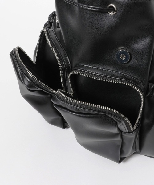 HEREIAM(ヘレイアム)の「【HEREIAM】Y2Kムード!Weeミニリュック(フェイクレザー)(バックパック/リュック・レディース・ブラック・FREE)」の19枚目の写真