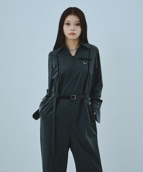 UNITED TOKYO（ユナイテッドトウキョウ）の「シアーカッティングオールインワン｜ジャンプスーツ/オケージョン/春服（つなぎ/オールインワン・レディース・マルチ/ブラック・1/2）」の16枚目の写真