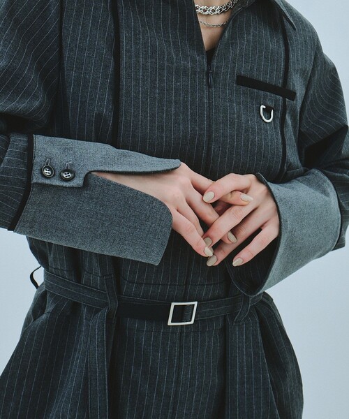 UNITED TOKYO（ユナイテッドトウキョウ）の「シアーカッティングオールインワン｜ジャンプスーツ/オケージョン/春服（つなぎ/オールインワン・レディース・マルチ/ブラック・1/2）」の17枚目の写真