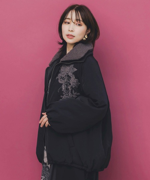 セール】553272：ボア襟取り外し可能 花刺繍中綿ブルゾン（テーラード