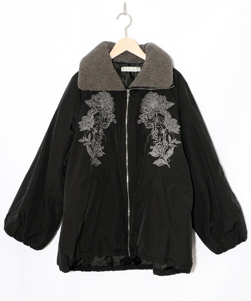 セール】553272：ボア襟取り外し可能 花刺繍中綿ブルゾン（テーラード