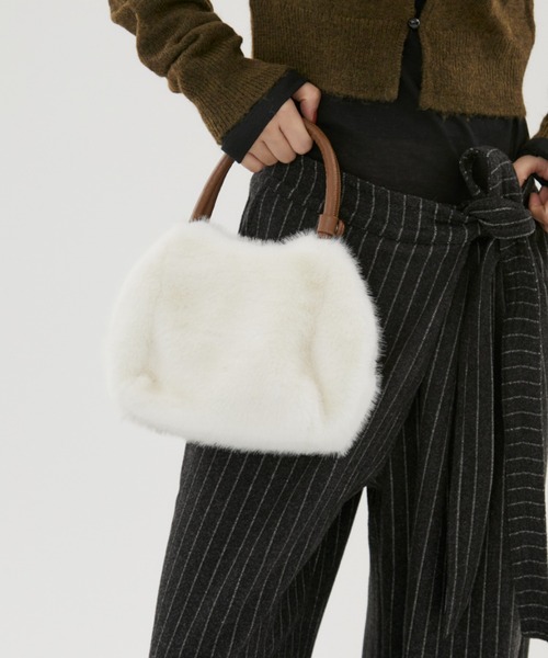 FUULLY STUDIO（フーリィーステューディオ）の「ファーミニBAG（トートバッグ・レディース・アイボリー/ブラック・FREE）」の4枚目の写真